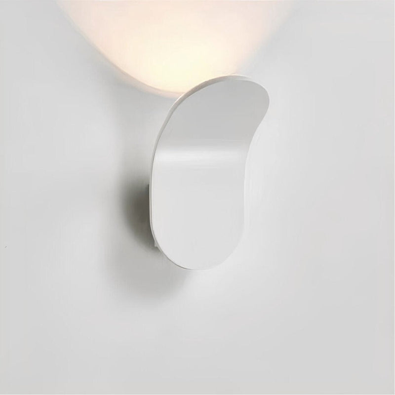 Modern Aluminum Wall Lamp – Minimalist Design with Easy Installation
