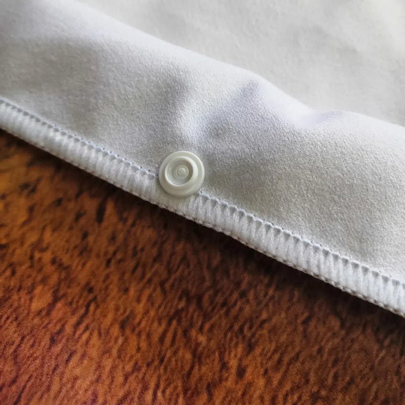 Stitch Microfiber Bath Cape with Hood – Quick-Drying and Suitable for Indoor and Outdoor Use