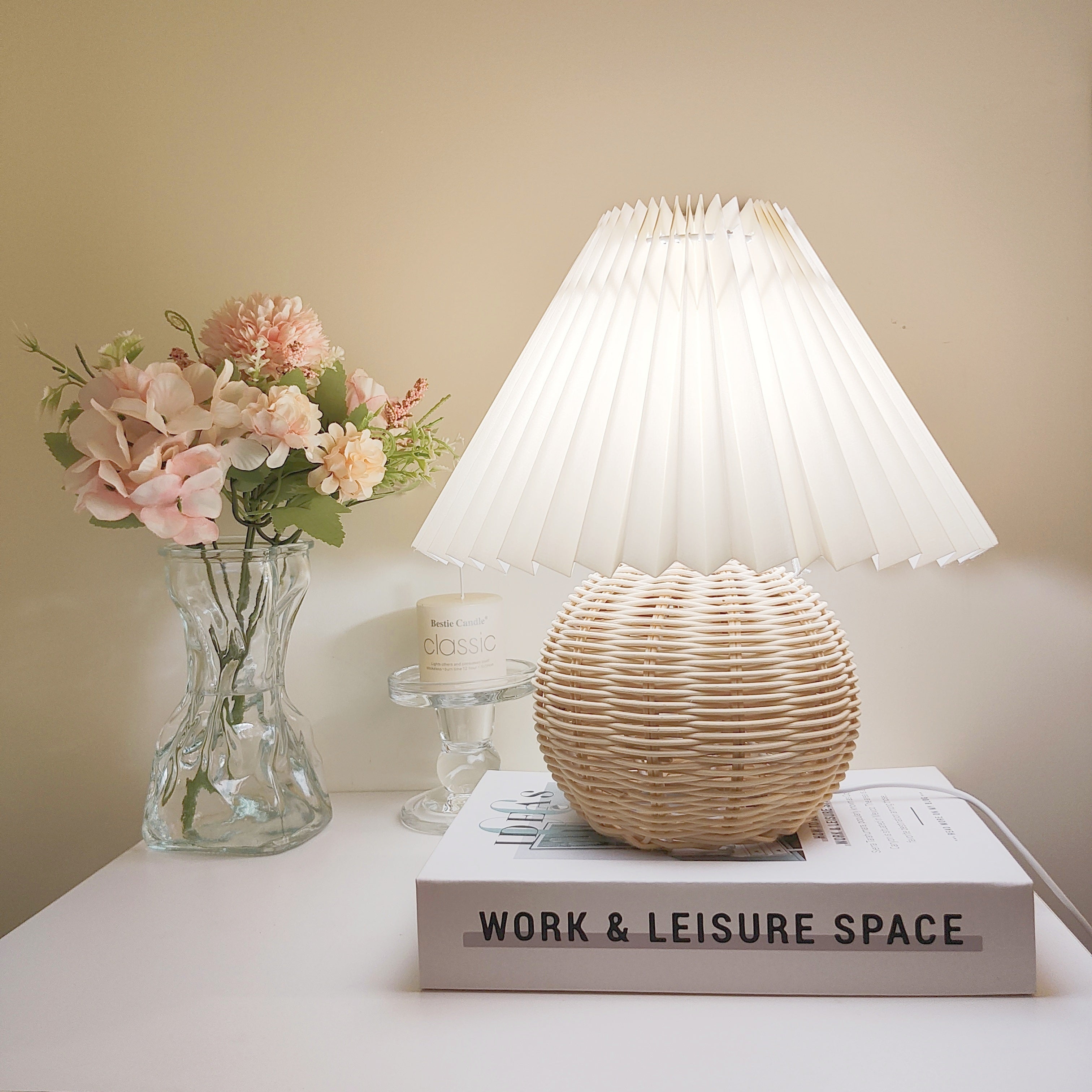 Bamboo Woven Table Lamp - Cozy and Refined Design
