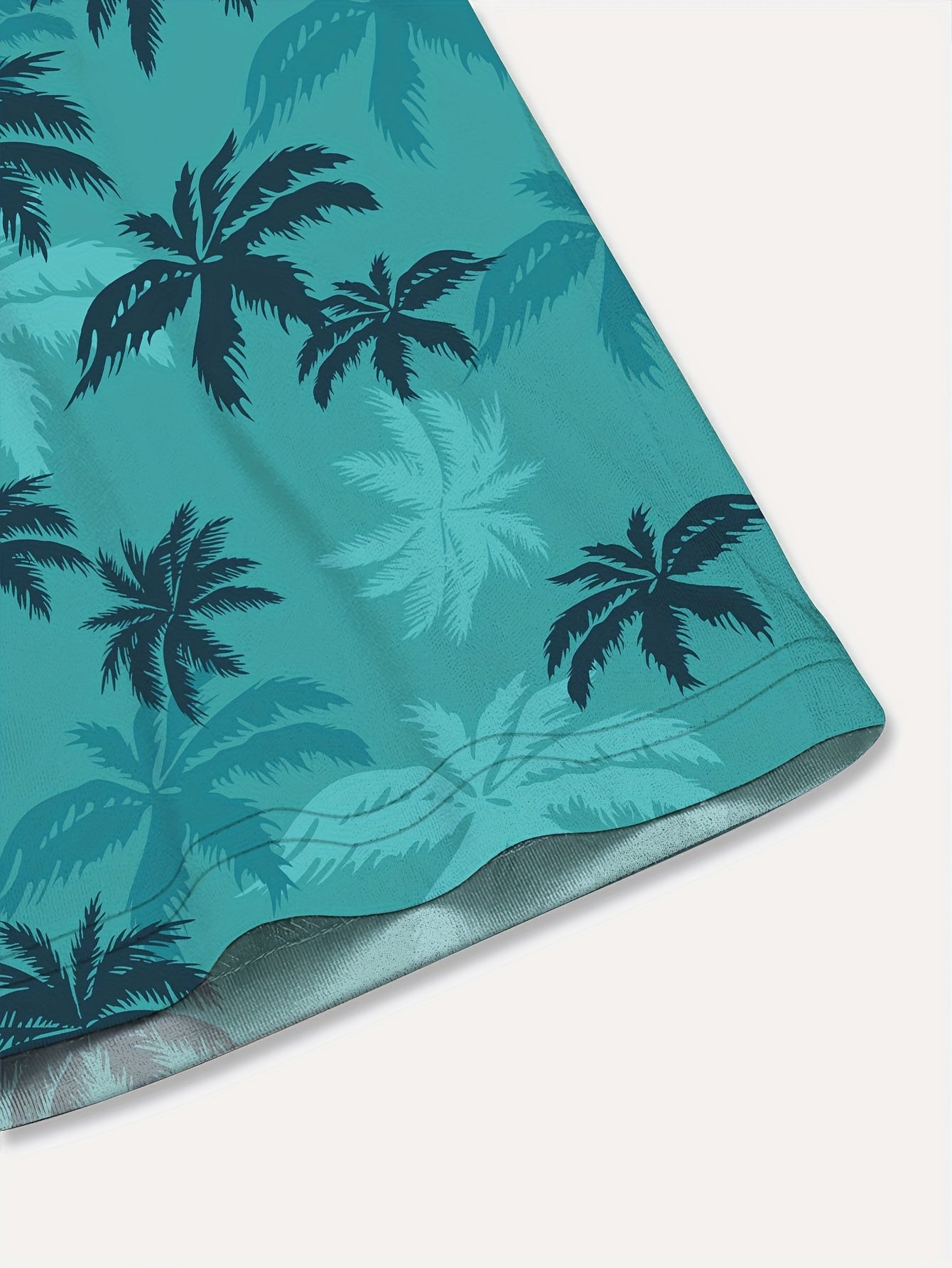 Tropical Palm Tree Print Men's Shirt – Short Sleeves and Casual Look for Summer Outings