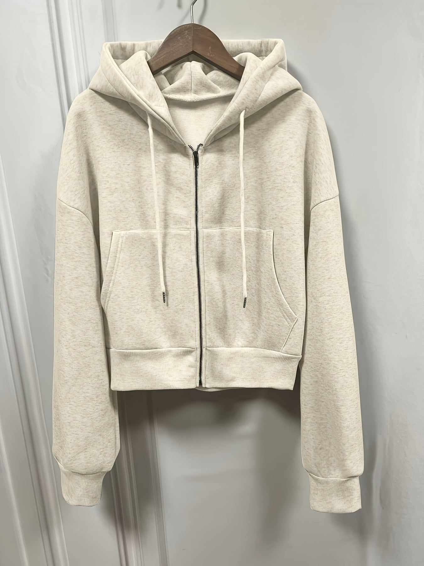 CozyVibe Zip-Up Hoodie – Comfort and Casual Chic