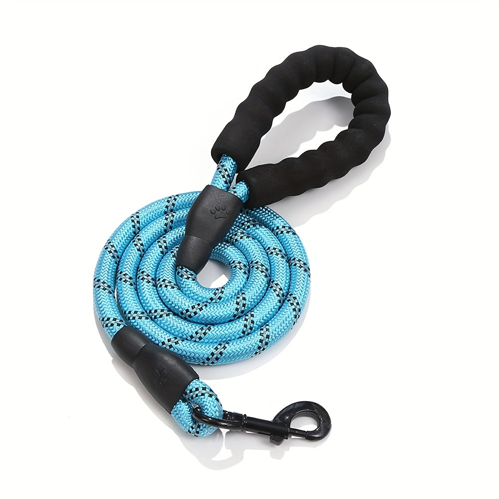 Reinforced Reflective Dog Leash with Padded Handle – Durable and Safe for Strong Dogs