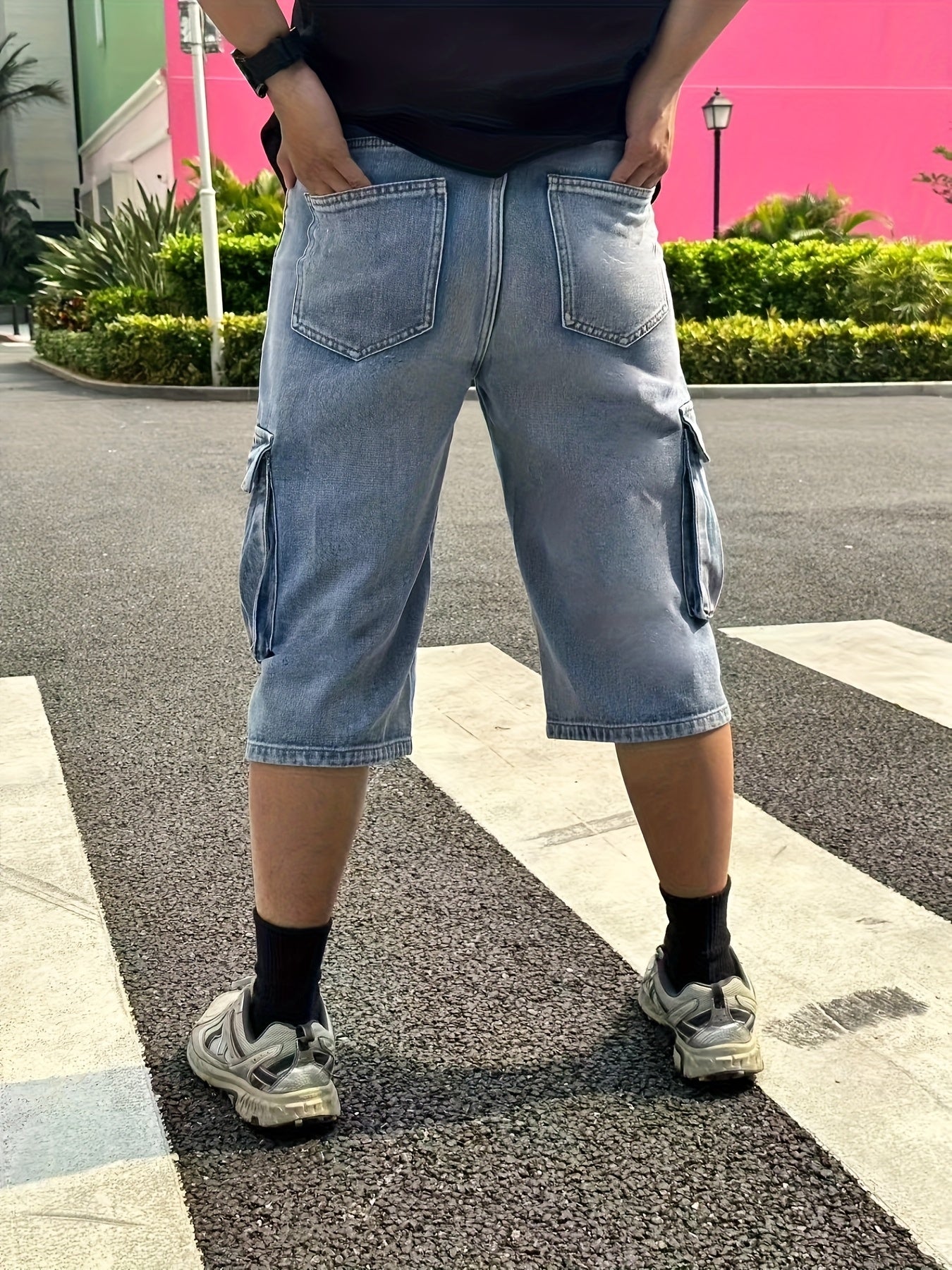 Casual Men's Denim Cargo Shorts – Robust and Practical for Daily Use