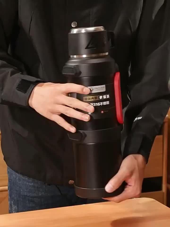 Robust Insulated Thermos – Durable and Convenient
