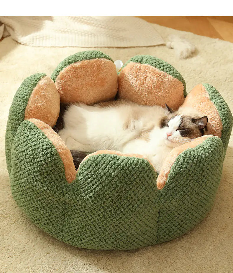 Flower Cat Bed - Soft and Cozy for Your Cat