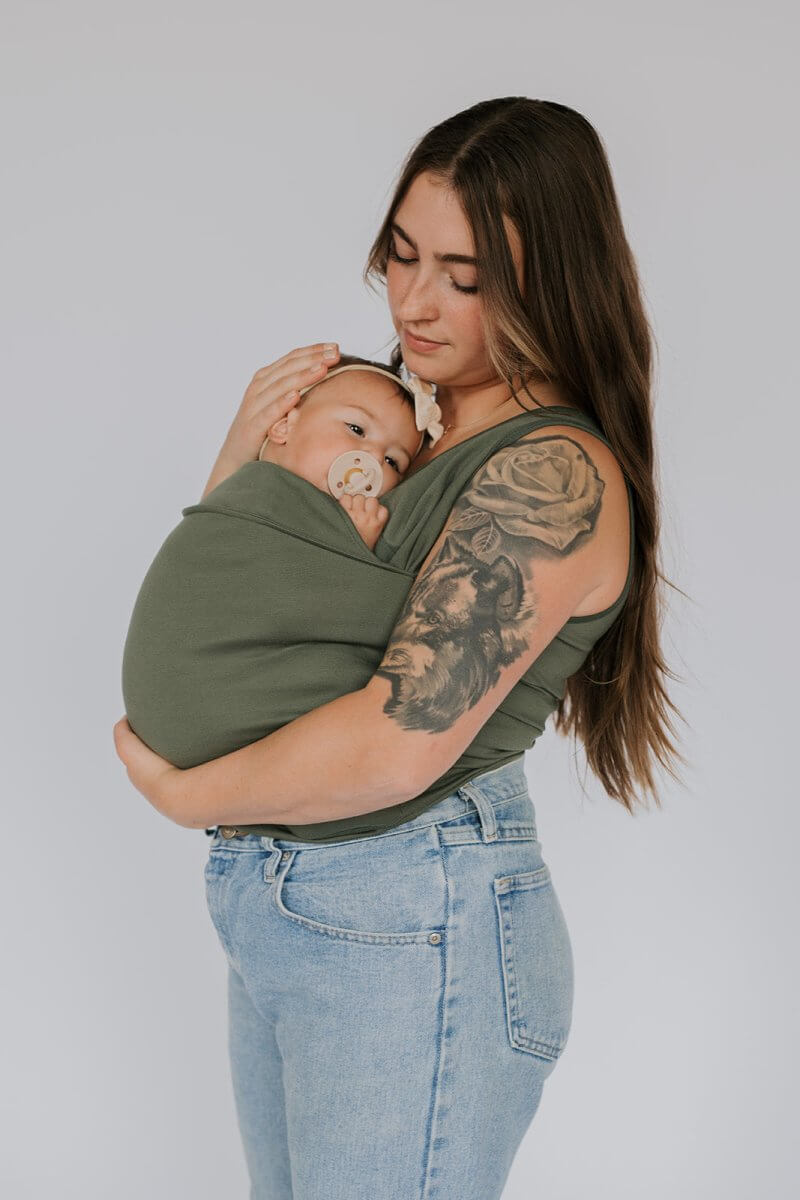 Comfortable Baby Carrier T-Shirt – Hands-Free Bonding for Parents