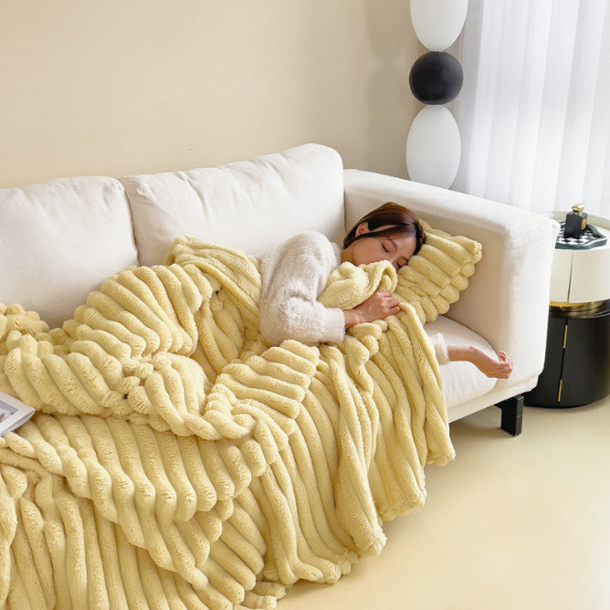 Cozy Comfort Blanket - The Perfect Warmth for Winter Evenings