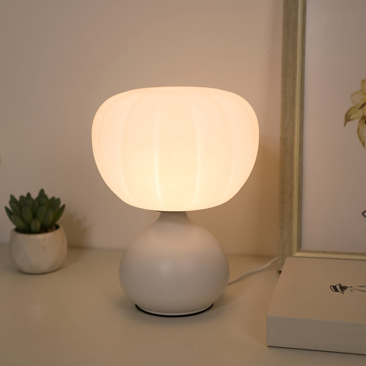 Lightweight Balance Lamp - Modern Atmosphere for Your Space