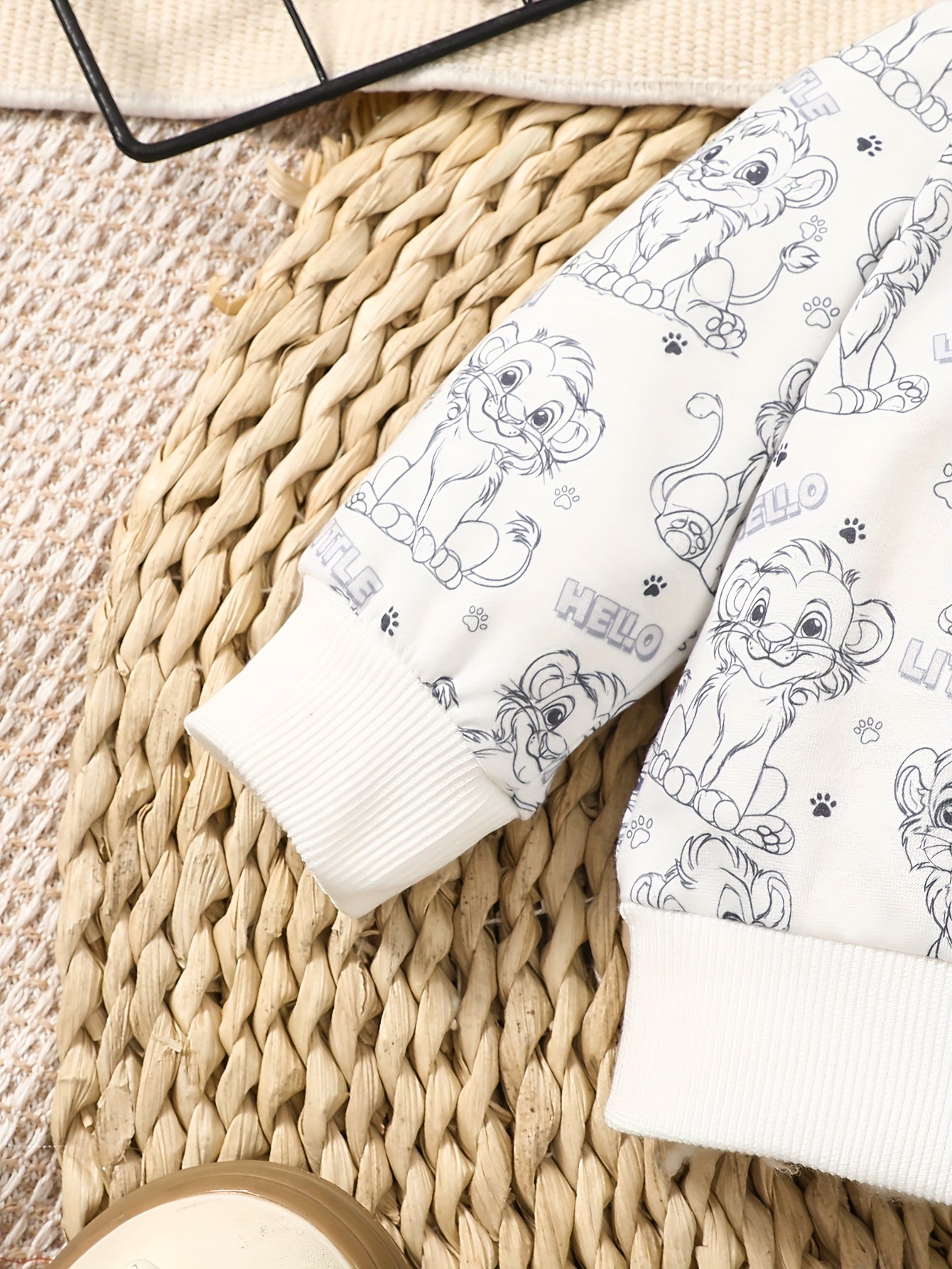Cute Lion Jumpsuit Set – Perfect for Adventures in Autumn and Winter