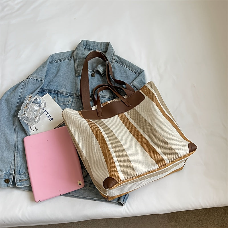 MetroStripe Casual Tote – Functionality and Design