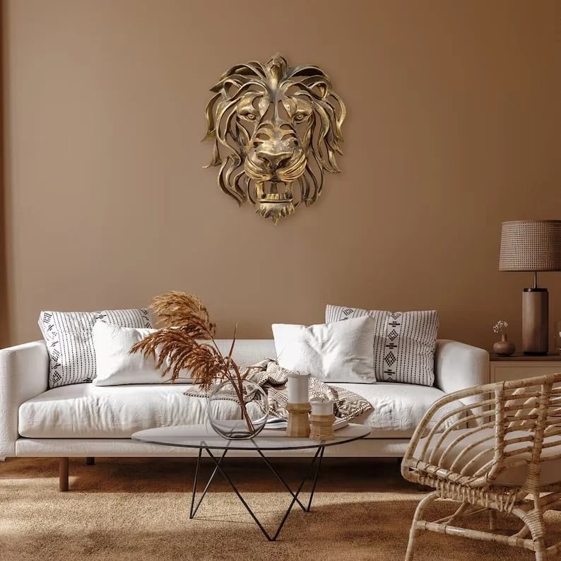 Metal Lion Head Wall Decoration - Elegant and Strong