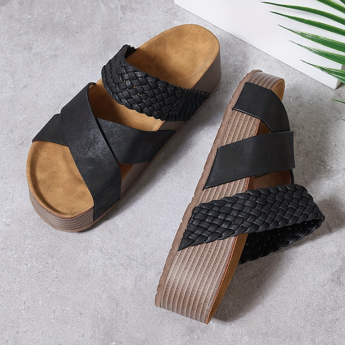 Chic Woven Platform Sandals for Women – Stylish and Comfortable for Summer Days