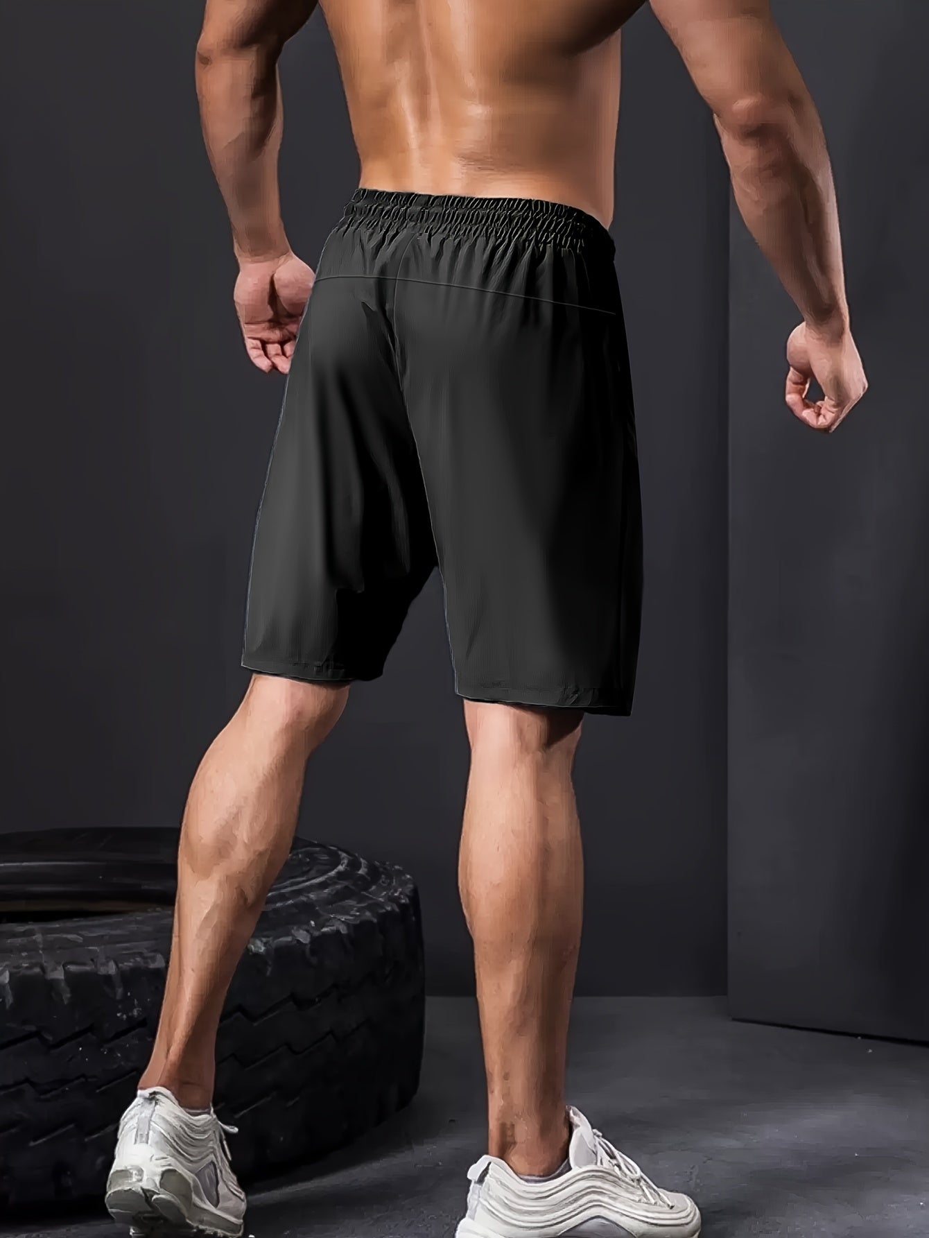 Breathable Sport Shorts with Zipper Pockets – Flexible and Comfortable for Outdoor Activities