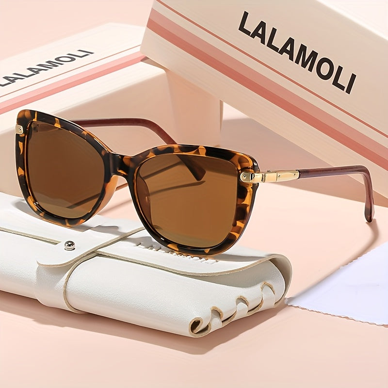 Chic Oval Ladies Sunglasses – Trendy and Comfortable