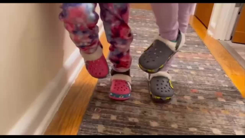 Playful Warmth Clogs for Kids - Soft and Comfortable for Indoors