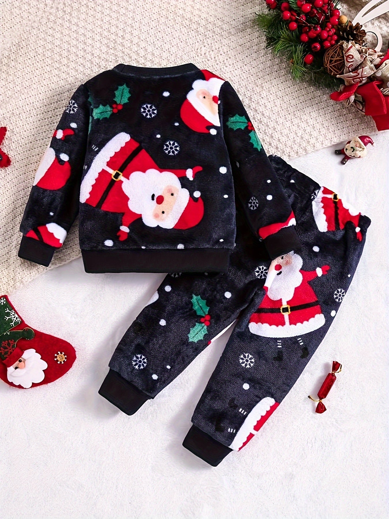 Cute Christmas Fleece Set for Kids - For a Festive Look