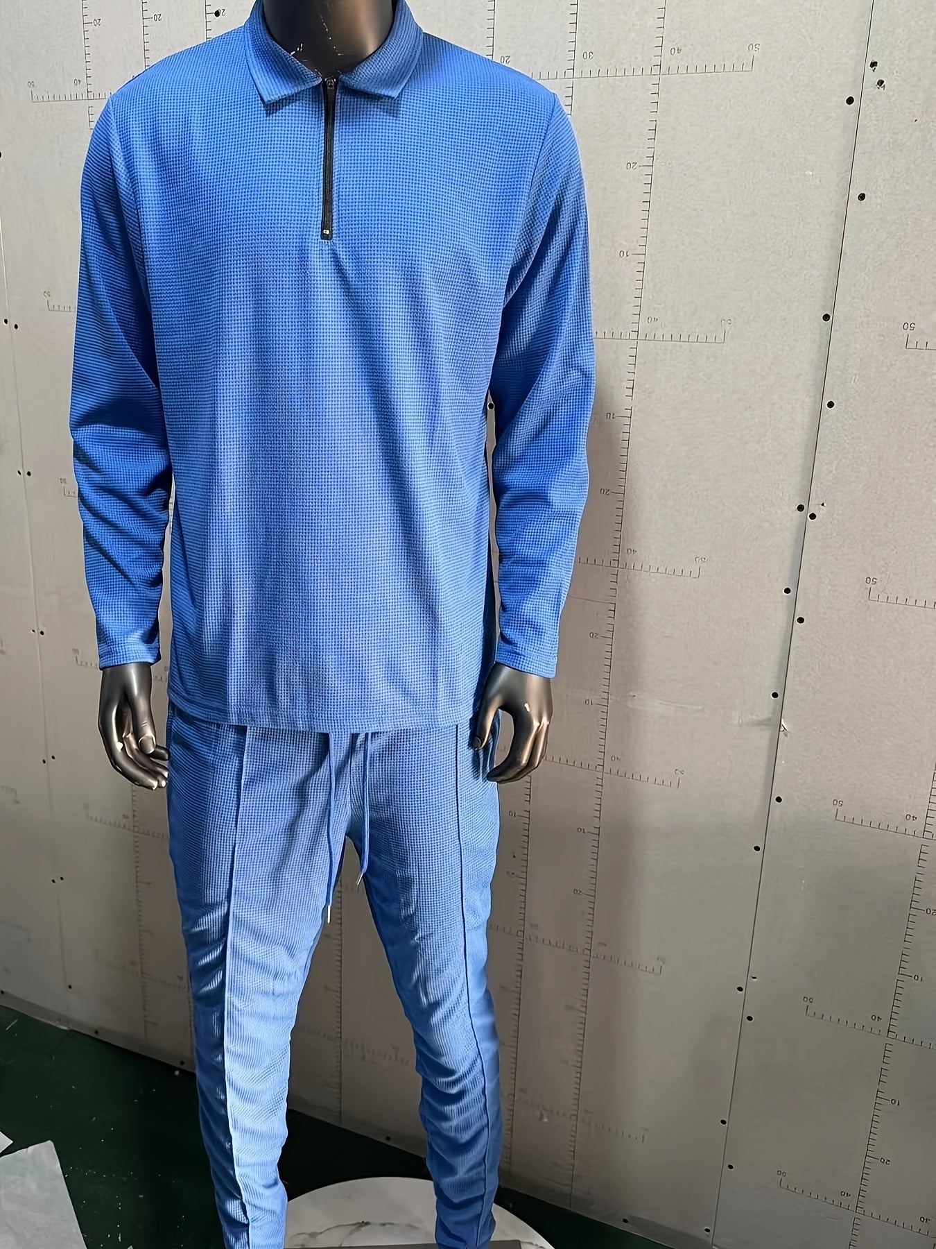 Jasper's Sporty Tracksuit - Comfortable & Stylish