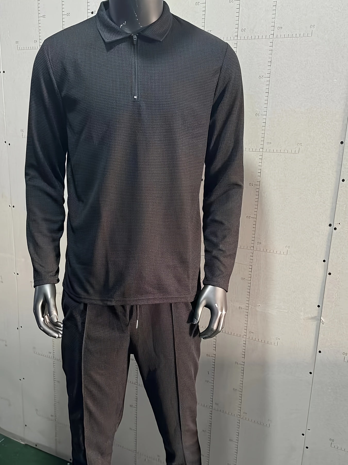 Jasper's Sporty Tracksuit - Comfortable & Stylish
