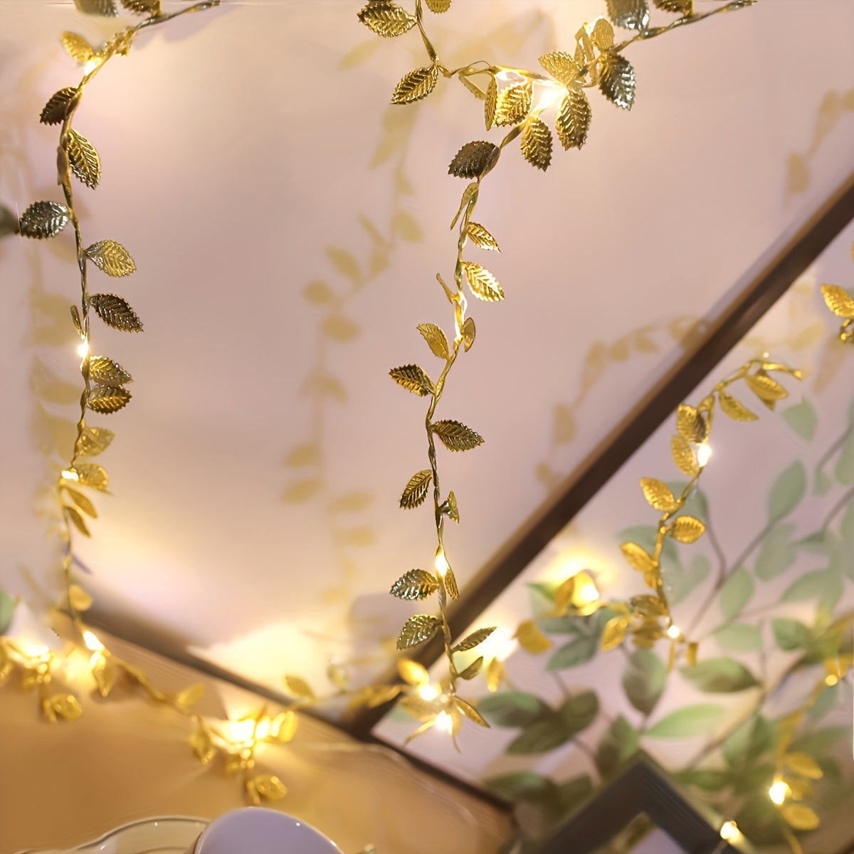 Golden Leaves Fairy Lights - Elegant Lighting for Table Settings and Parties