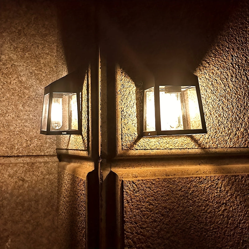 SmartGlow Motion Sensor Wall Light – For Intelligent Outdoor Lighting