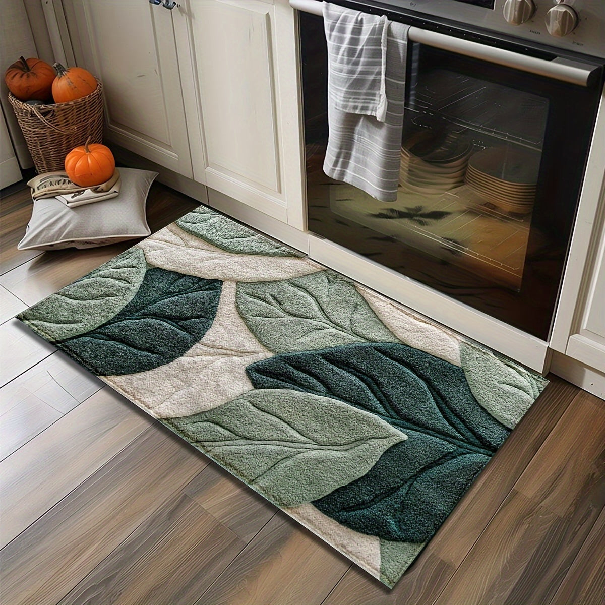 Leaf Bath Mat – Absorbent, Plush, and Comfortable for the Bathroom