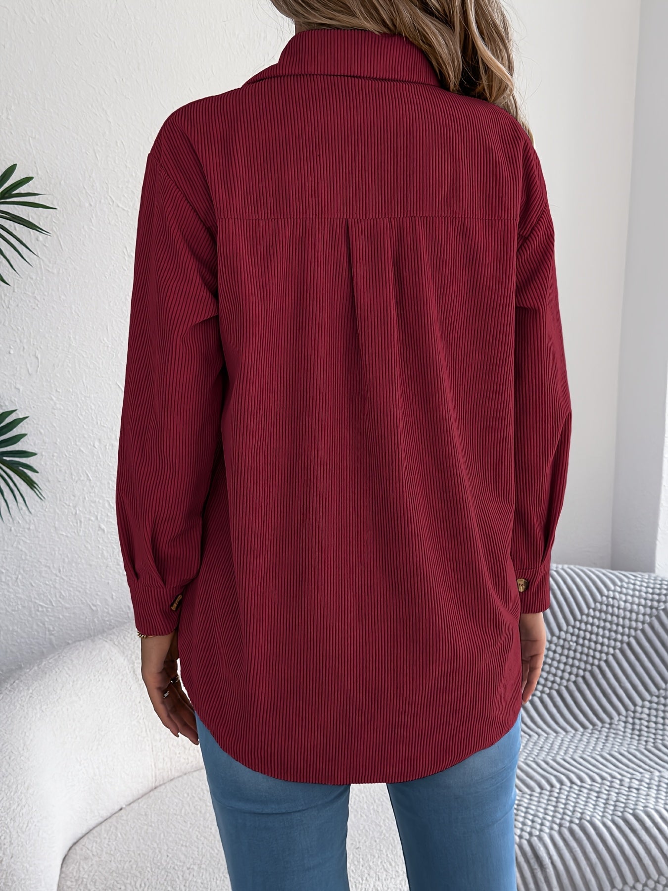 Casual Corduroy Jacket for Women – Long Sleeves and Classic Collar, Perfect for Fall and Winter