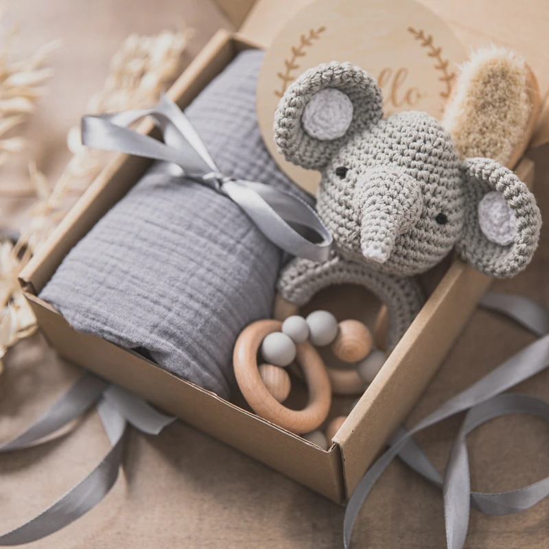 Luxe Baby Giftbox – Warm Welcome Set for Newborns
