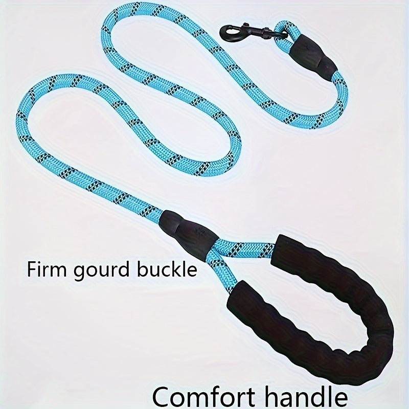Reinforced Reflective Dog Leash with Padded Handle – Durable and Safe for Strong Dogs