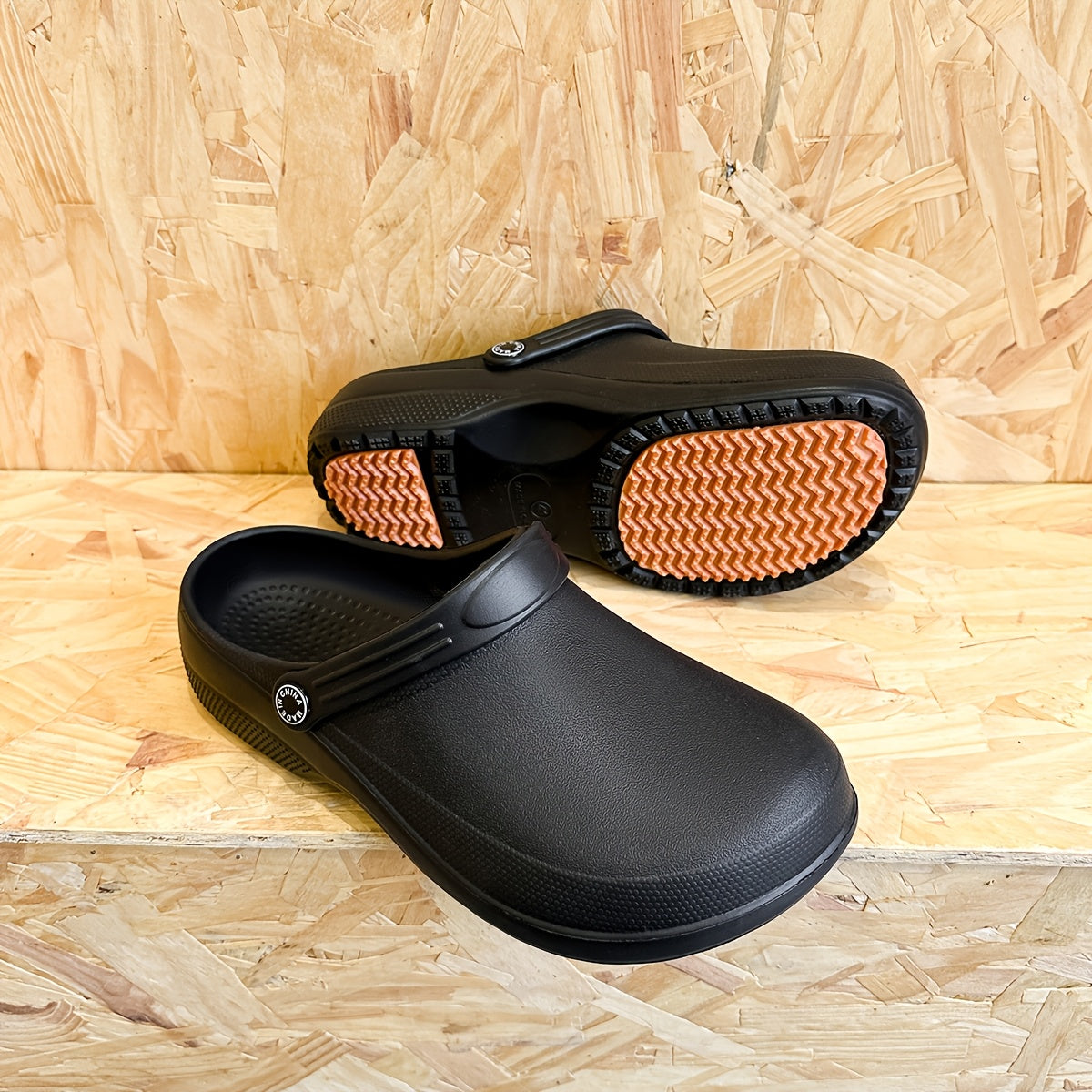 Non-slip Garden and Work Clogs for Men – Comfortable Slip-ons for Every Season