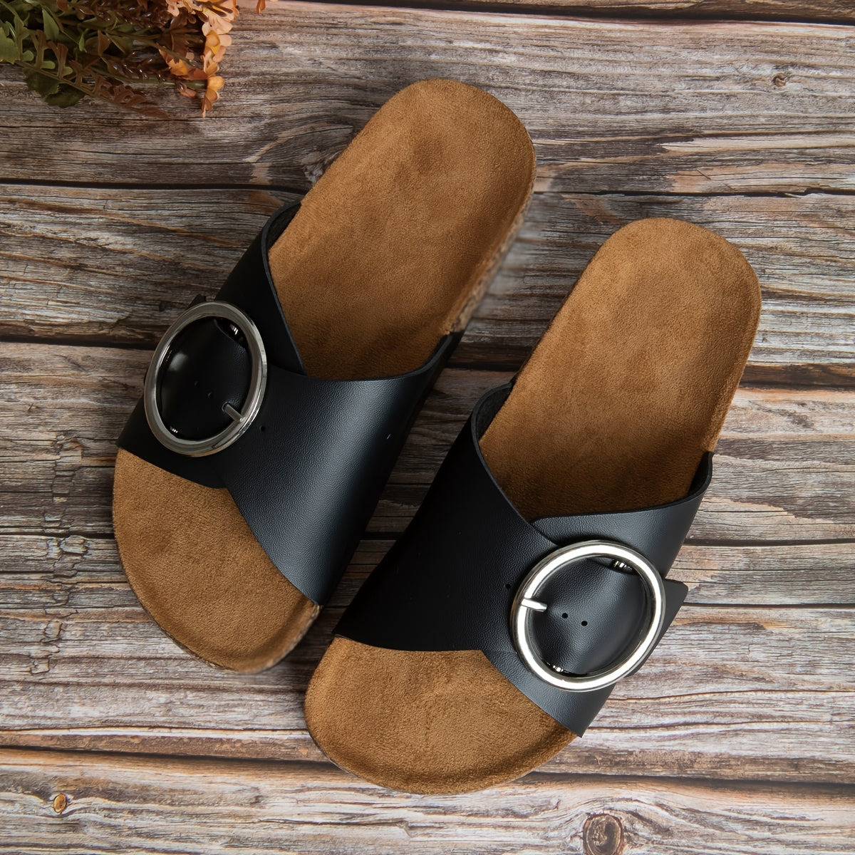 Modern Women's Sandals with Metal Buckle – Comfortable and Stylish for Every Season