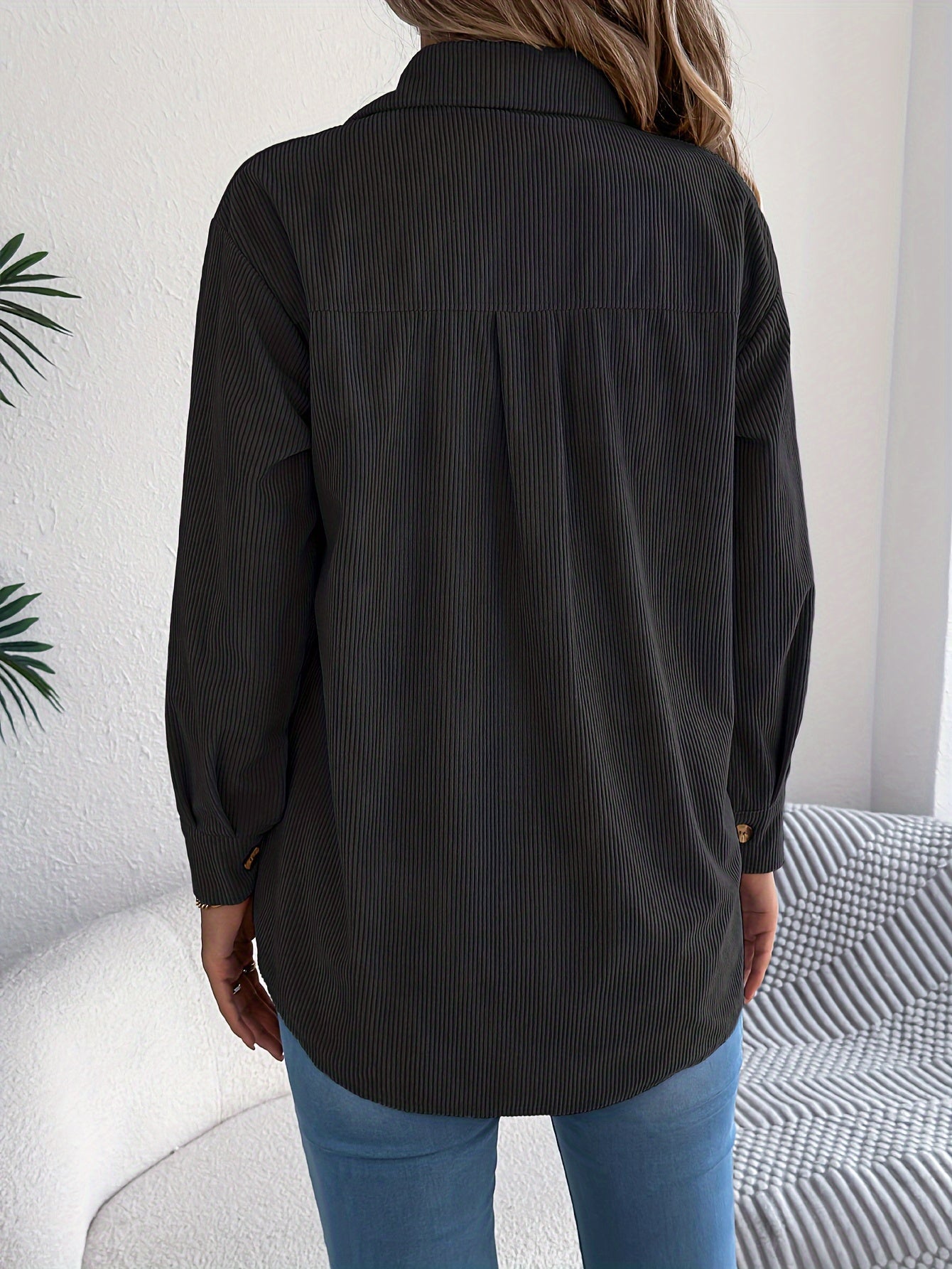 Casual Corduroy Jacket for Women – Long Sleeves and Classic Collar, Perfect for Fall and Winter