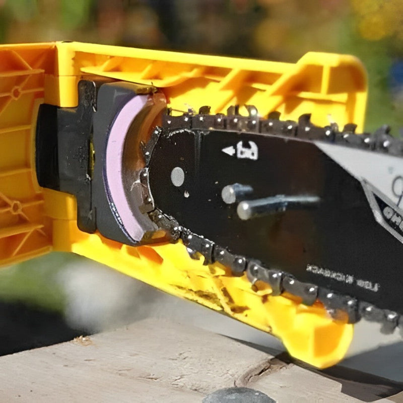 SharpEdge Chainsaw Sharpener – Quick-Attach Blade Refresher Tool
