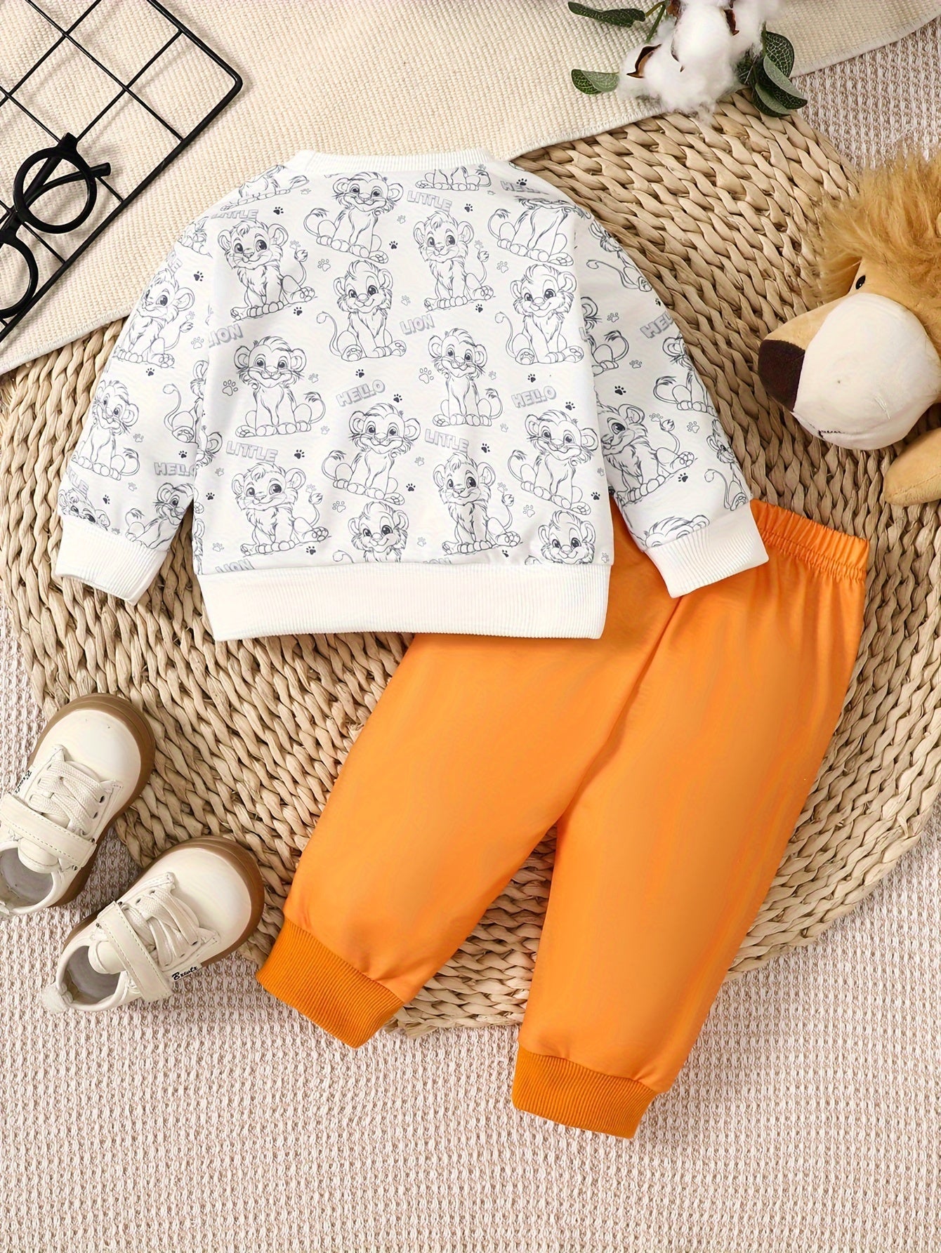 Cute Lion Jumpsuit Set – Perfect for Adventures in Autumn and Winter