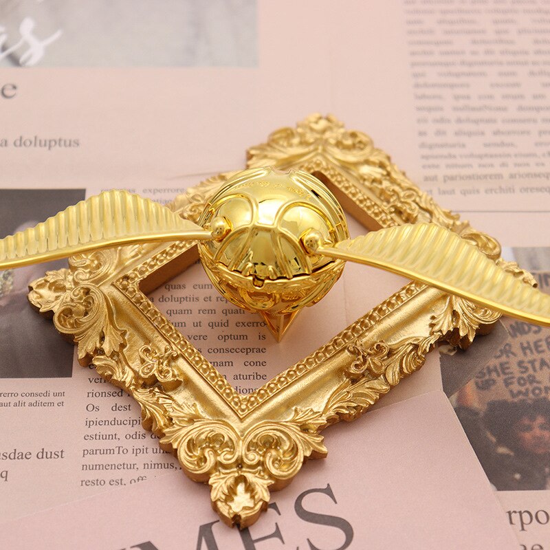 Golden Winged Orb Ring Box – Luxury Movable Jewellery Case