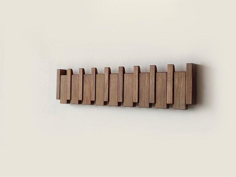 Design Wooden Coat Rack – Unique and Functional