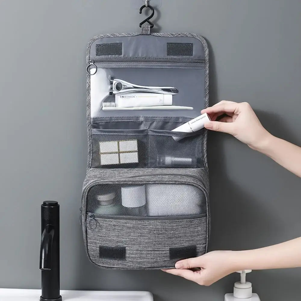 CompactCare Toiletry Bag – Foldable, Water-Resistant, and Practical for Travel