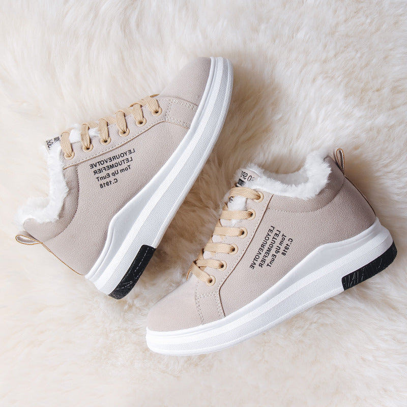 Wolf Warm Sneakers for Women - Trendy Sneakers for Cold Days