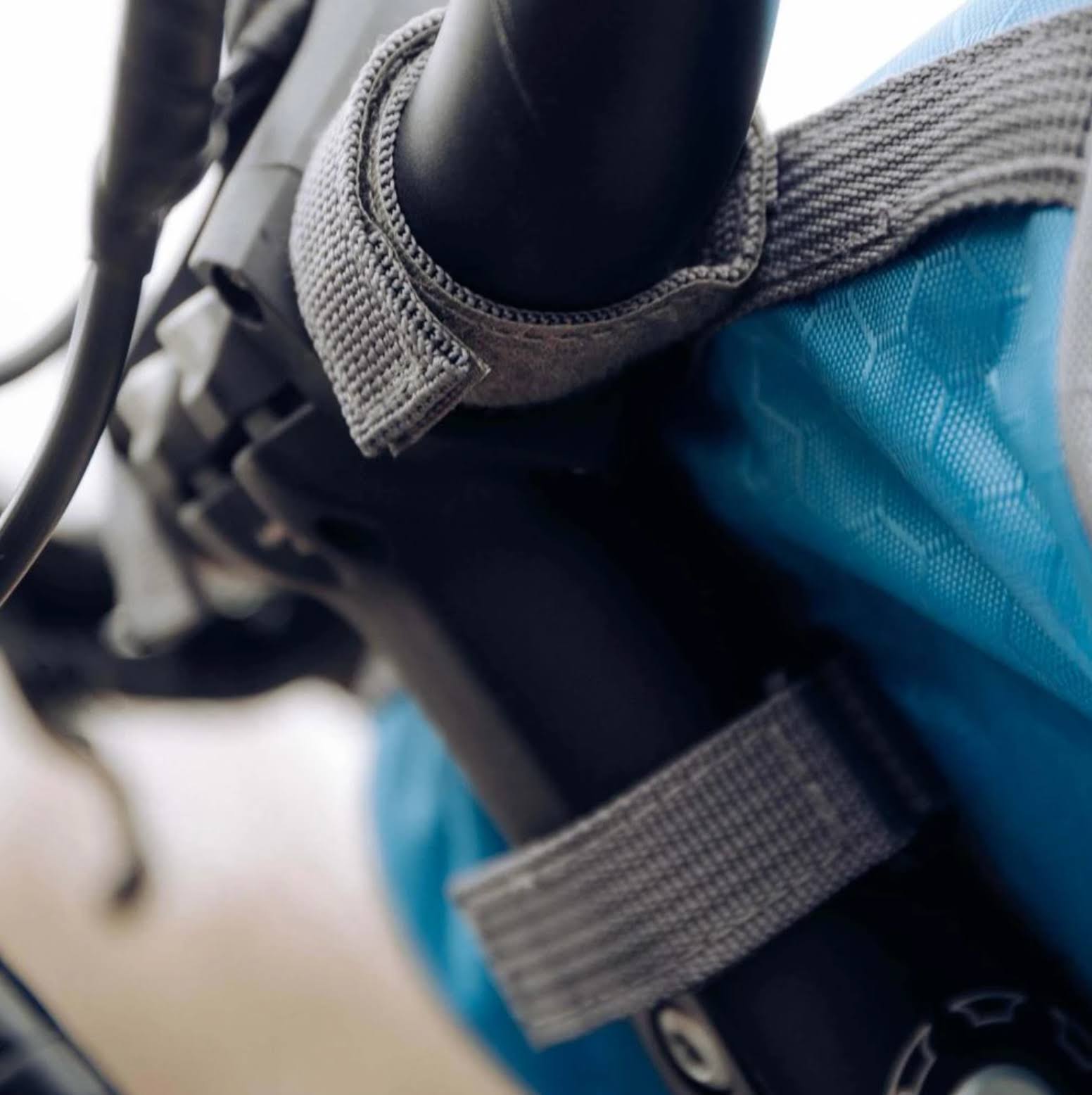 SpeedyBike Bag – Waterproof Bicycle Bag with Phone Window
