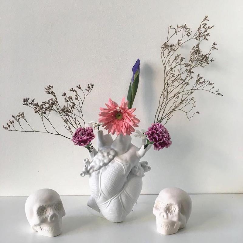 Creative Heart-Shaped Vase – Artistic and Stylish for Any Interior