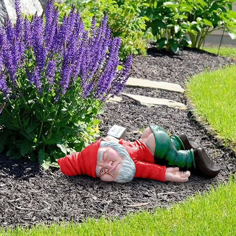 Lazy Larry Garden Gnome – The Sleepyhead of the Garden