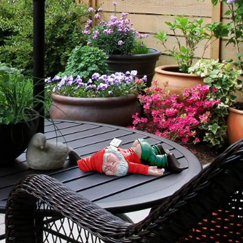 Lazy Larry Garden Gnome – The Sleepyhead of the Garden