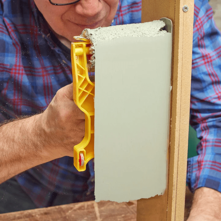 Precision Paint Roller Pro - Sharp and Seamless Painting