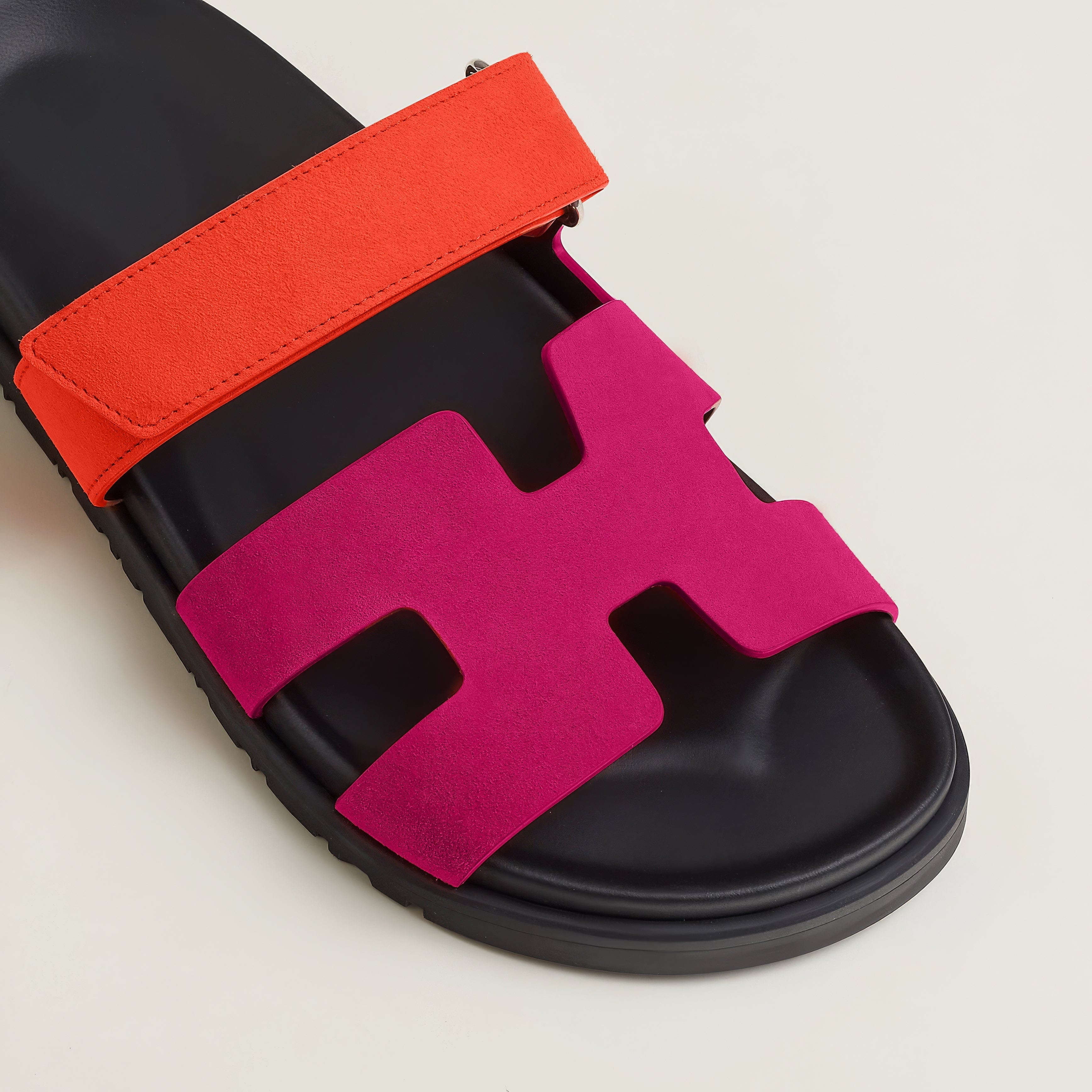 Elegant Leather Strap Sandals – Comfort Meets Chic