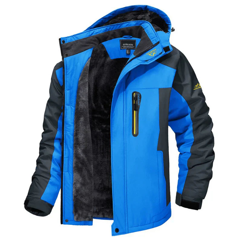 Explorer's Coat – For Comfort and Style in Cold Weather