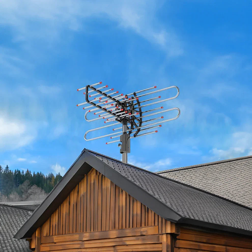 Outdoor TV Antenna 360° – Long Range & Signal Amplification