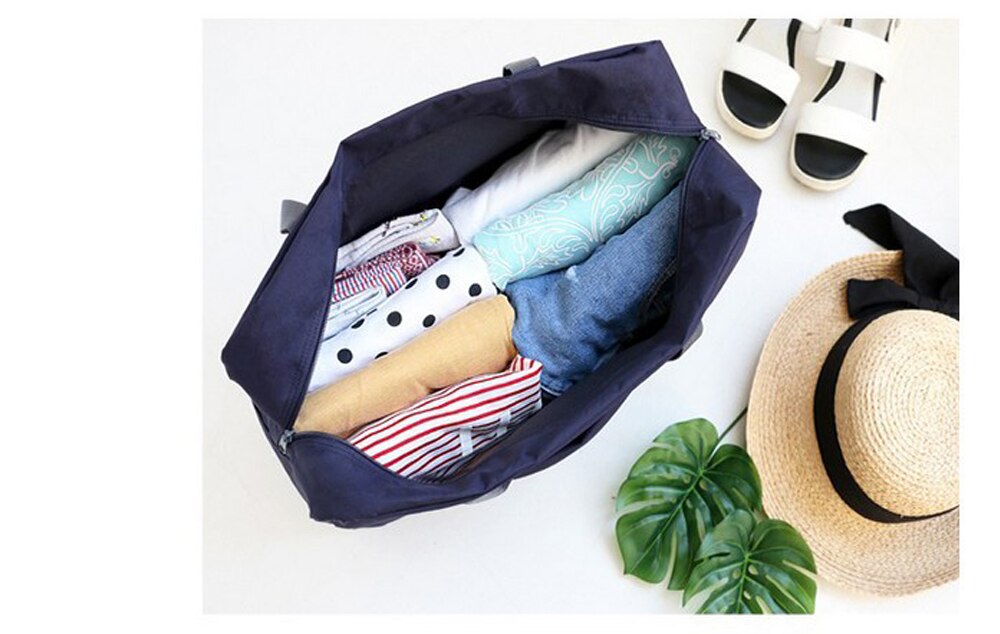 TravelMate Compact Foldable Travel Bag – Practical and Spacious