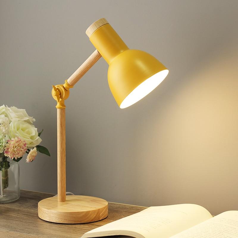 Modern Adjustable Desk Lamp – Scandinavian Design for a Cozy Workspace