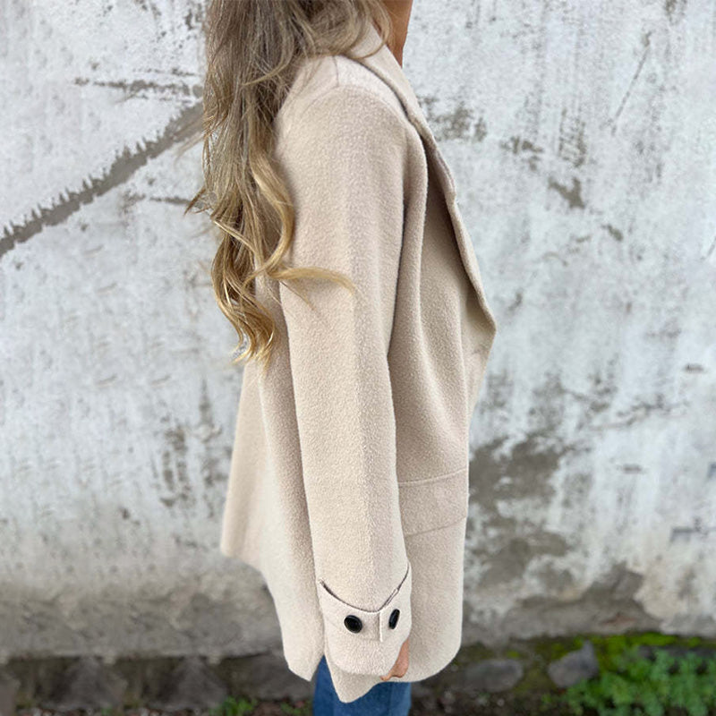 Urban Chic Women's Coat – Stylish, Comfortable, and Timeless
