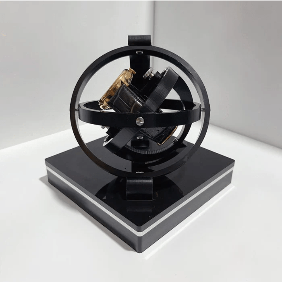 Aurum Elegant Watch Winder – Always Running Automatic Watches