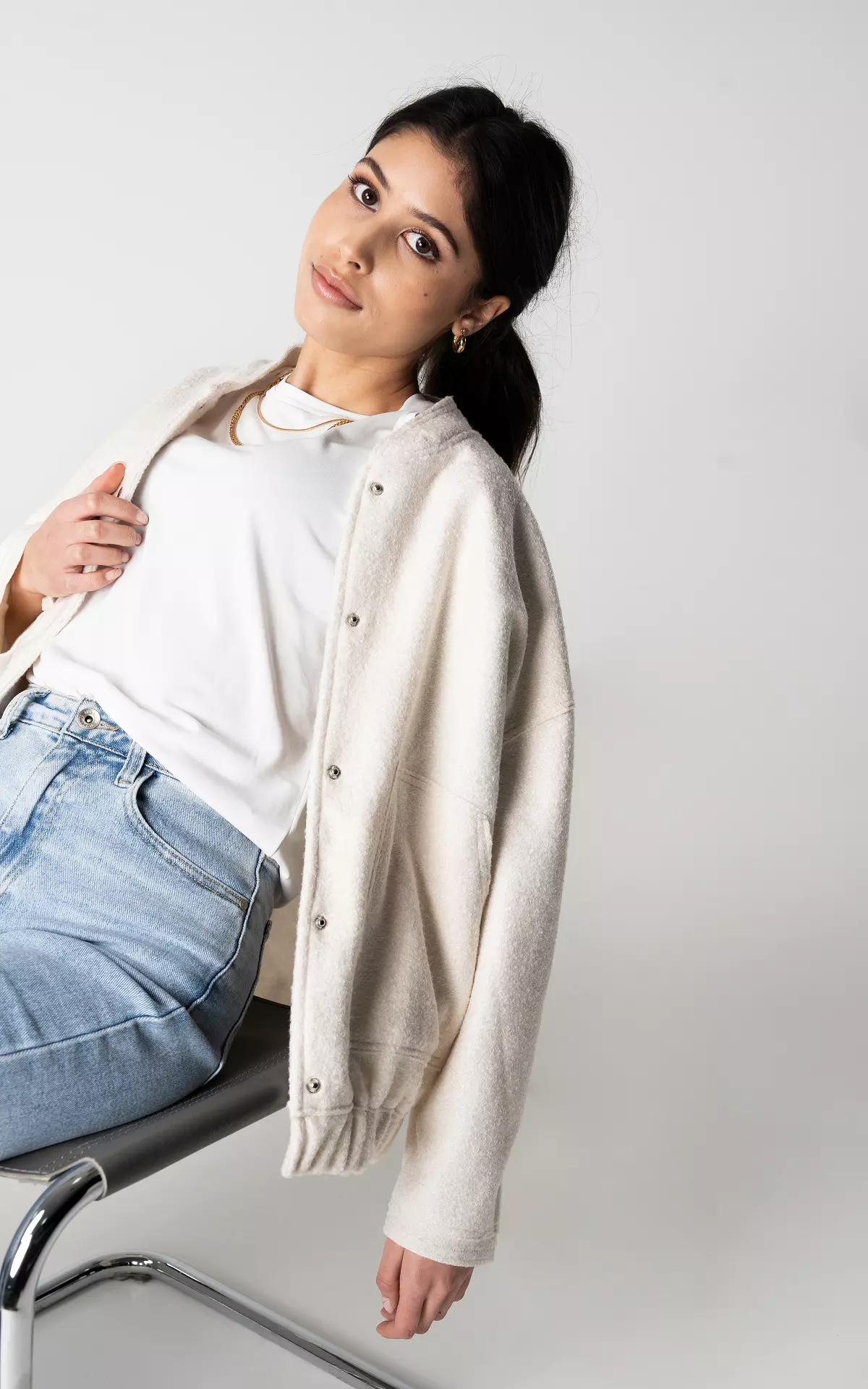 Trendy Oversized Cardigan - Comfortable and Stylish
